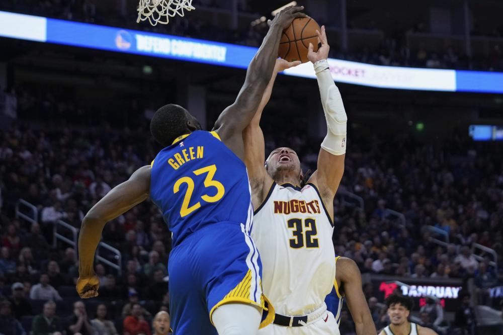 转会市场趋 转会市场趋