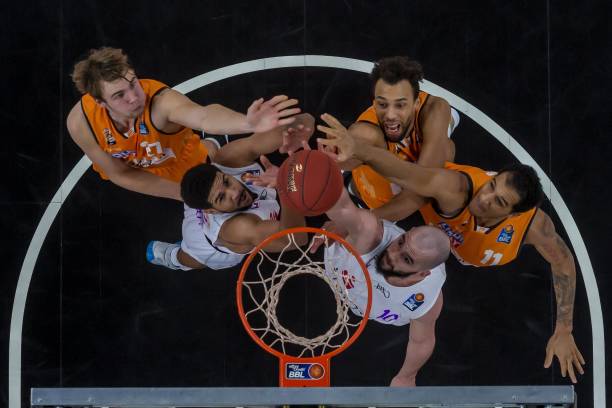 重点引援 重点引援