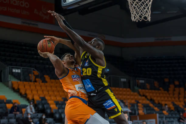 足的球队 足的球队