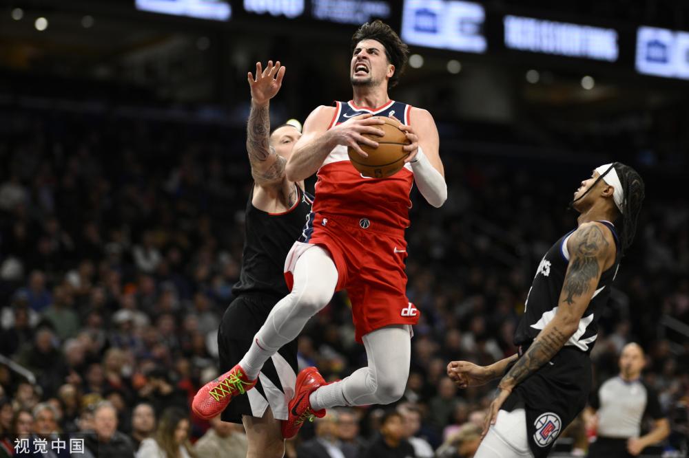 的扣球拿下 的扣球拿下