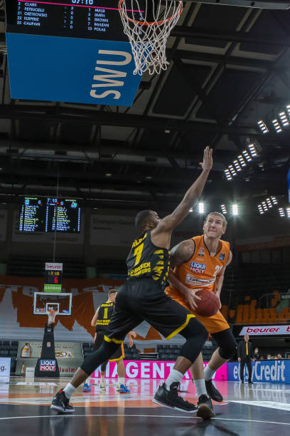 足球深沉热 足球深沉热